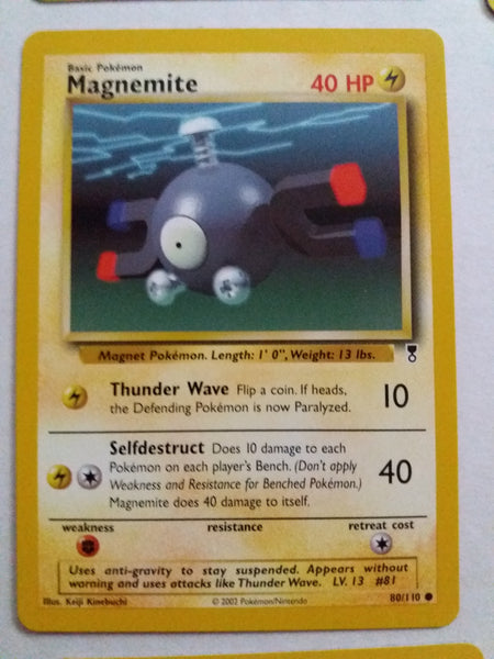 80/110 Magnemite Legendary Collection Nr Mint – Mint